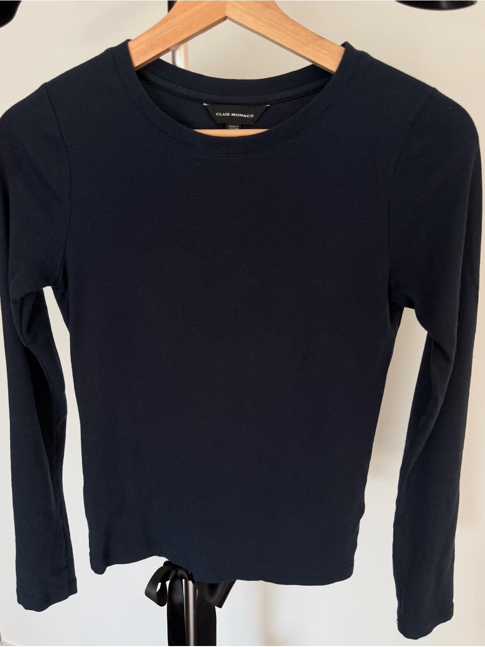 Club Monaco Ribbed Long Sleeve Top – Size XS